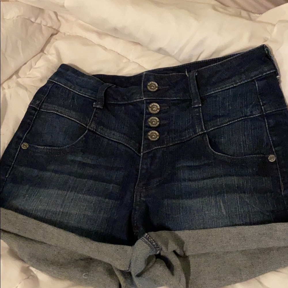 blackheart size 1 high rise shorts